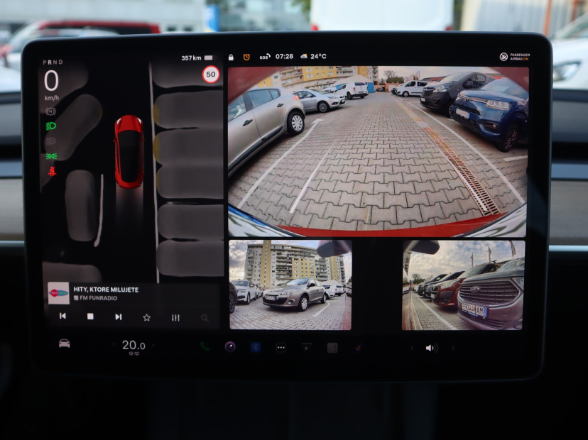 Tesla Model 3, 2023