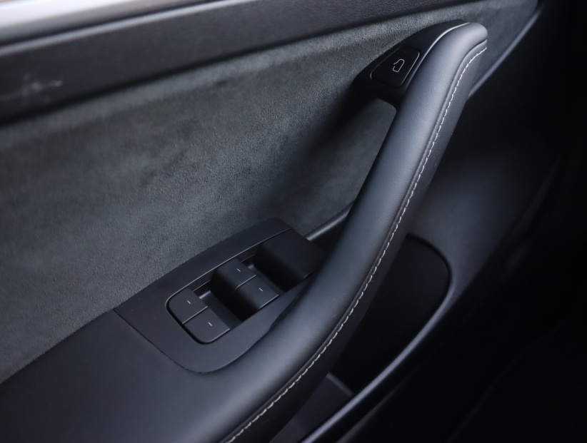 Tesla Model 3, 2023