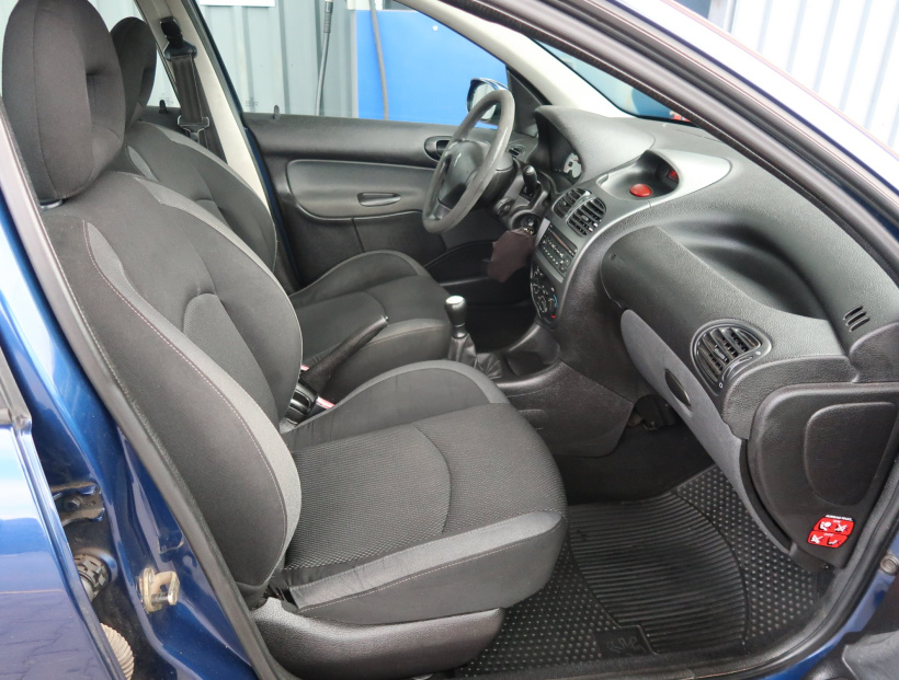 Peugeot 206, 2006
