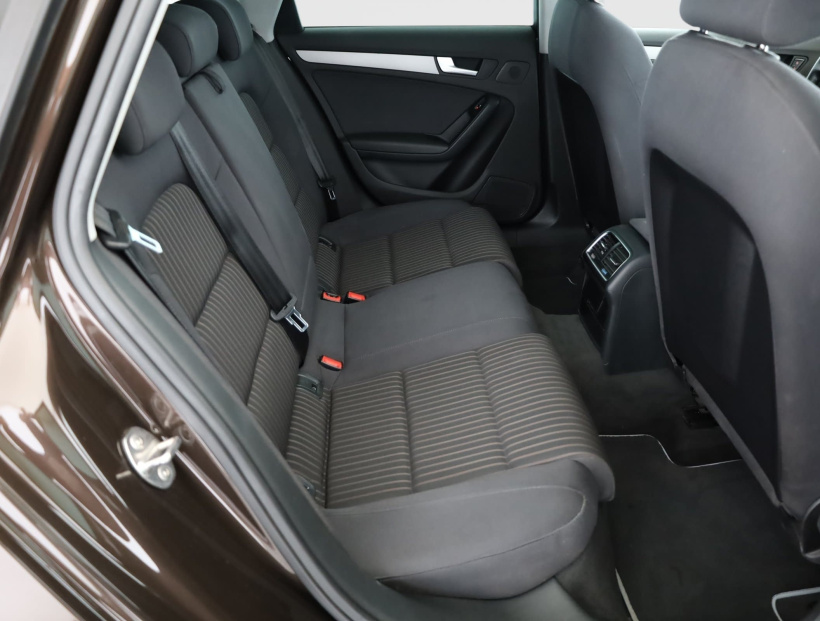 Audi A4, 2013