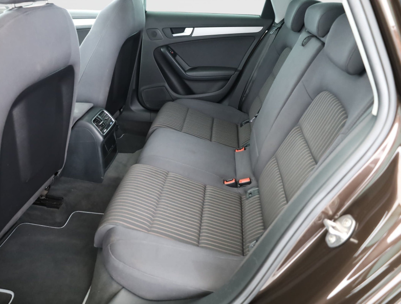 Audi A4, 2013
