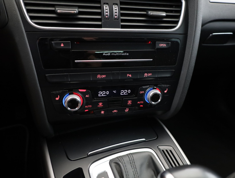 Audi A4, 2013