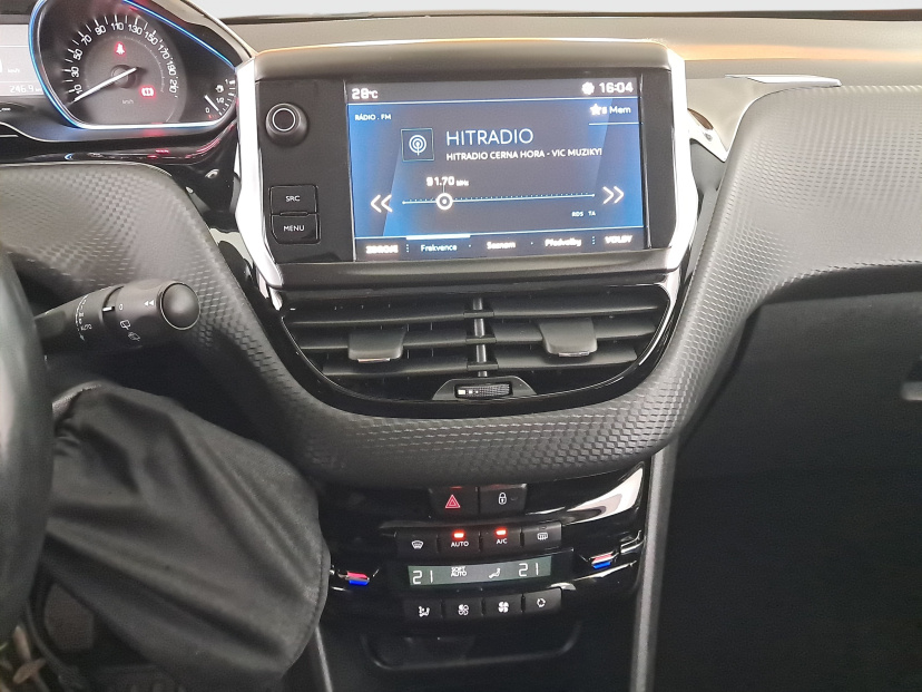 Peugeot 2008, 2019