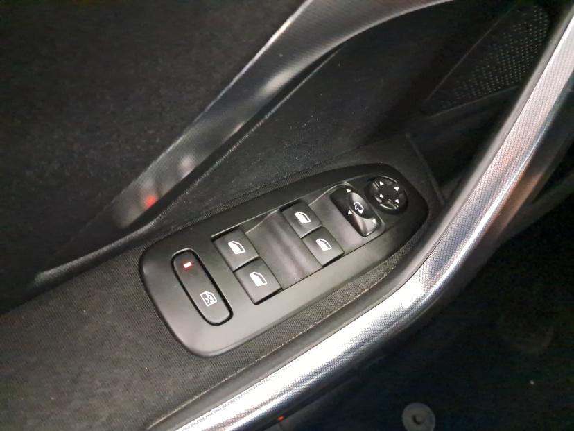 Peugeot 2008, 2019