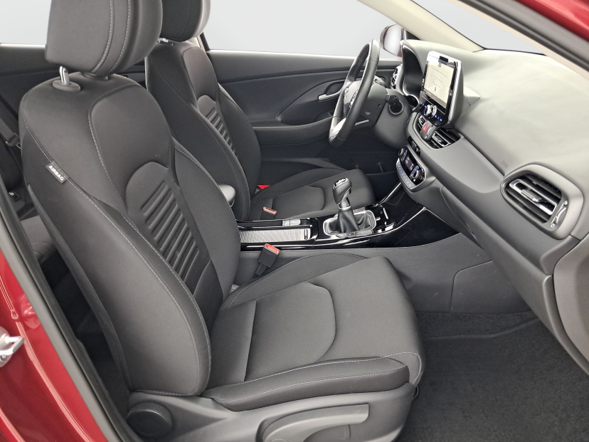 Hyundai i30, 2025