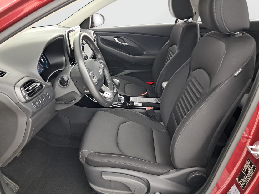 Hyundai i30, 2025