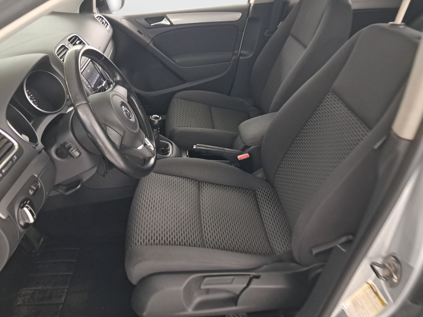 Volkswagen Golf, 2010