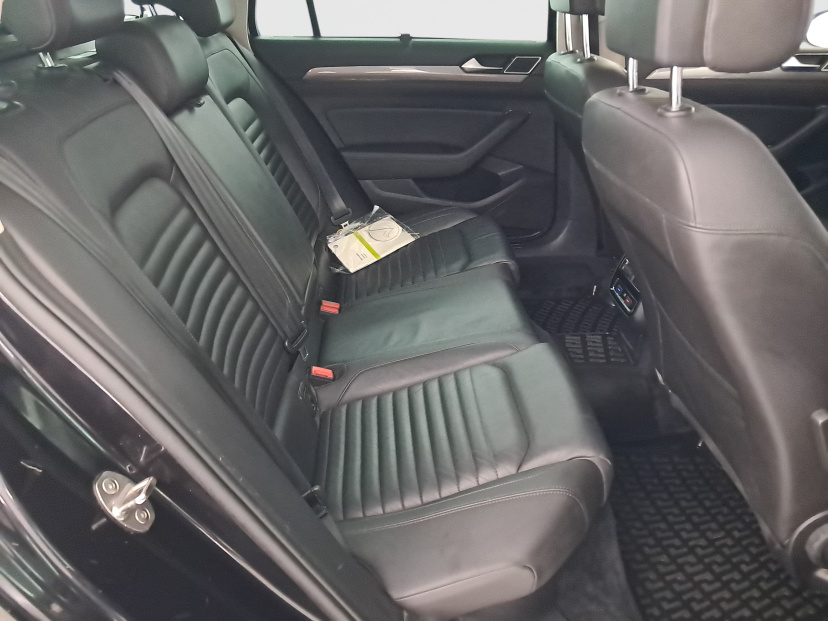 Volkswagen Passat, 2016
