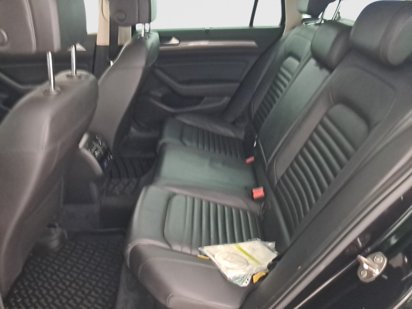 Volkswagen Passat, 2016