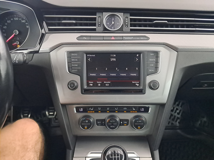 Volkswagen Passat, 2016