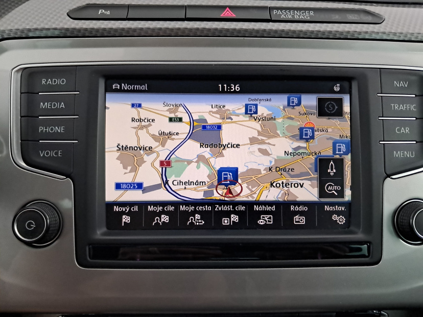 Volkswagen Passat, 2016