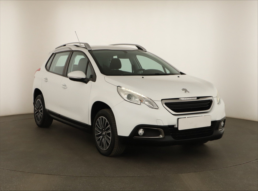 Peugeot 2008, 2015