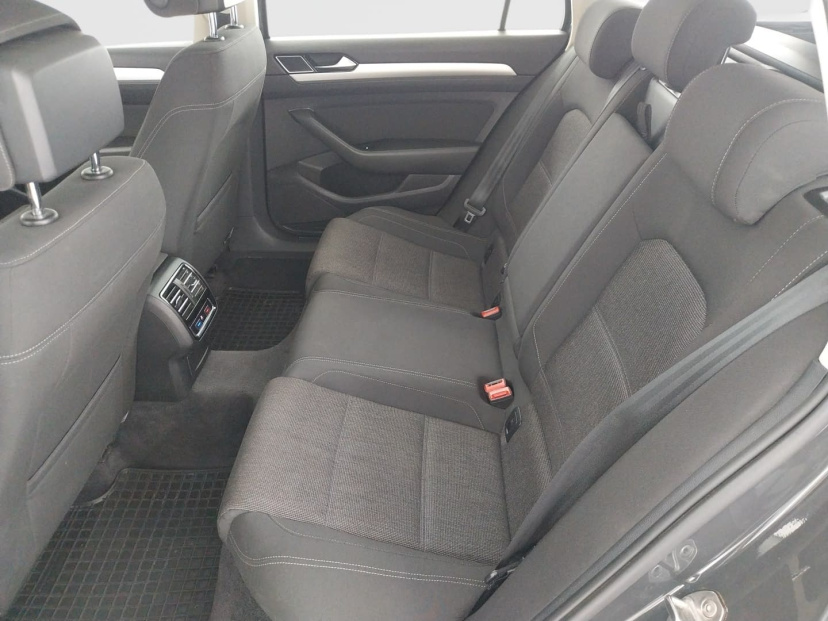 Volkswagen Passat, 2016