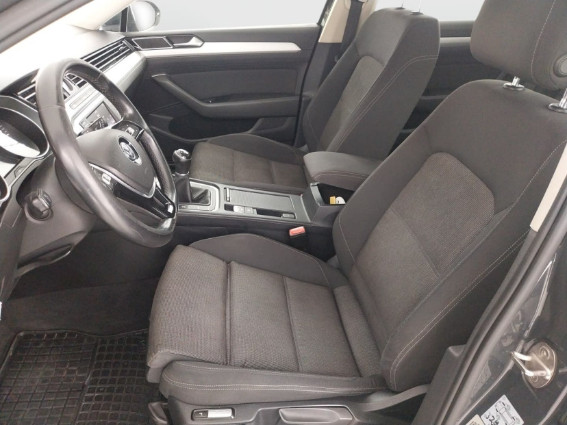 Volkswagen Passat, 2016