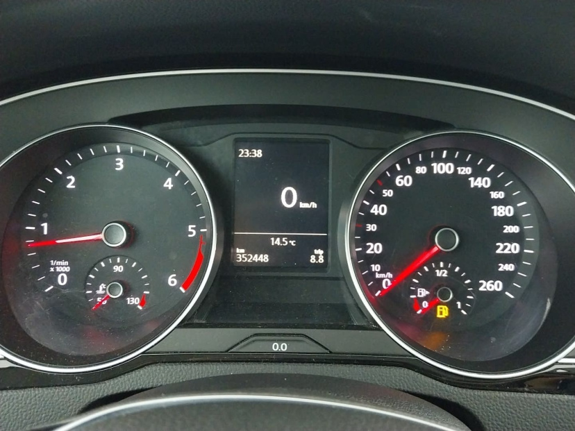 Volkswagen Passat, 2016