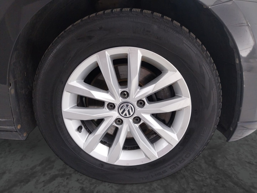 Volkswagen Passat, 2016