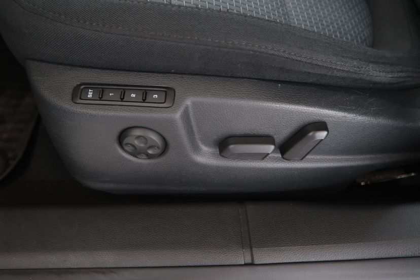 Škoda Superb, 2013