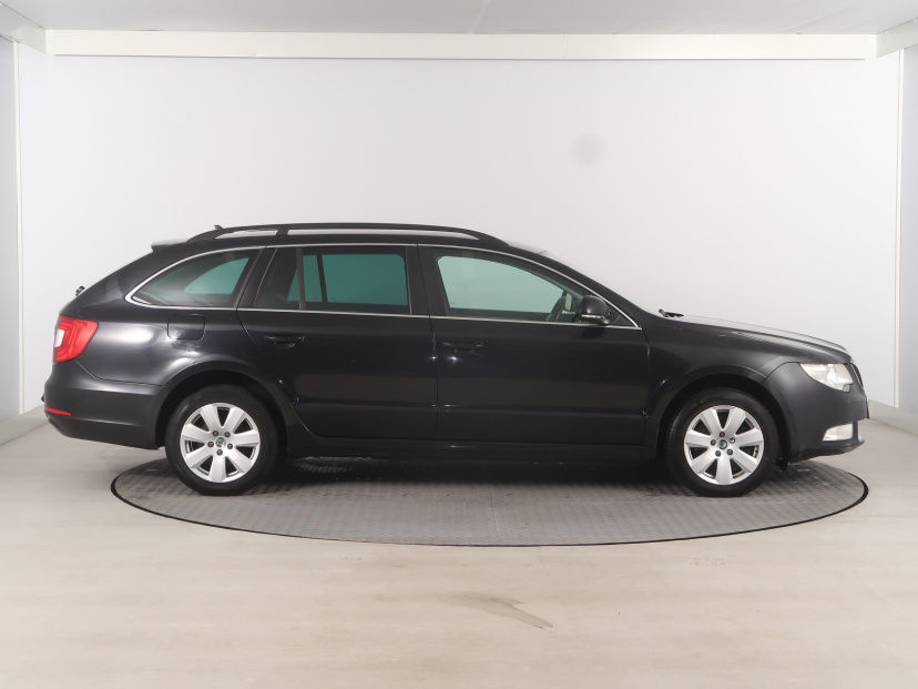 Škoda Superb, 2013