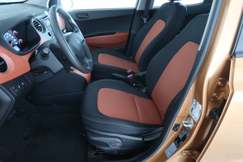 Hyundai i10, 2015