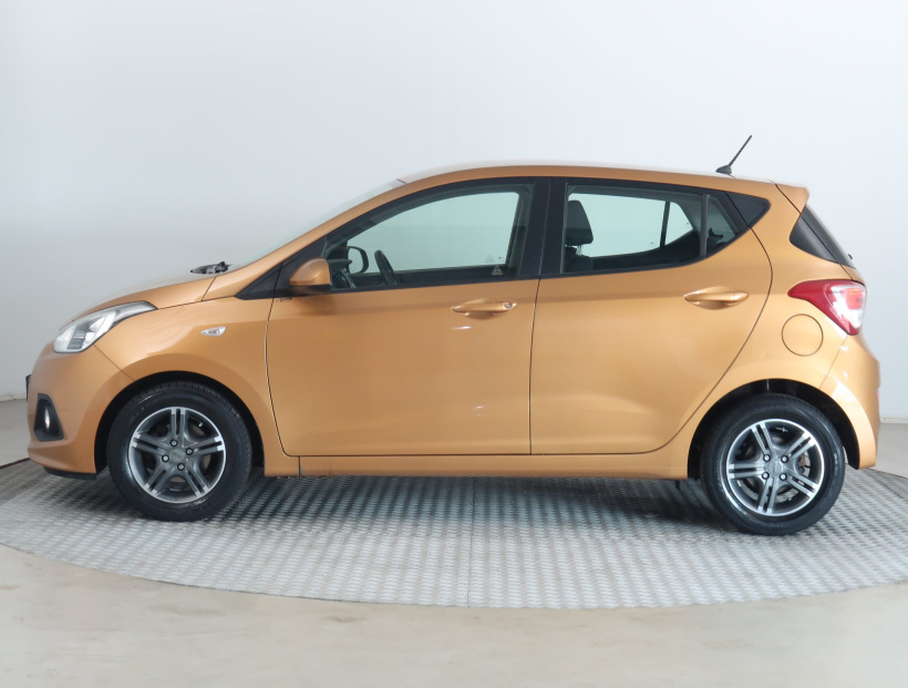 Hyundai i10, 2015