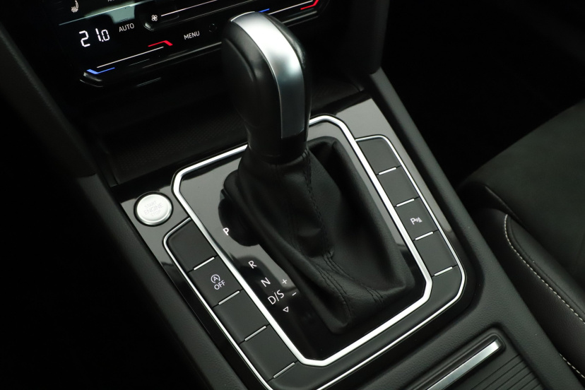 Volkswagen Passat, 2023