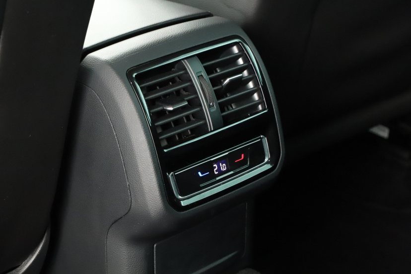 Volkswagen Passat, 2023