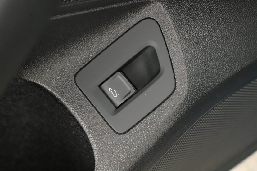 Volkswagen Passat, 2023