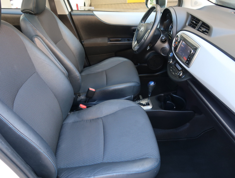 Toyota Yaris, 2013