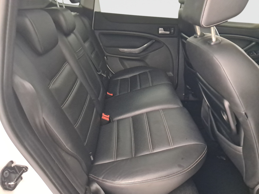 Ford Kuga, 2010