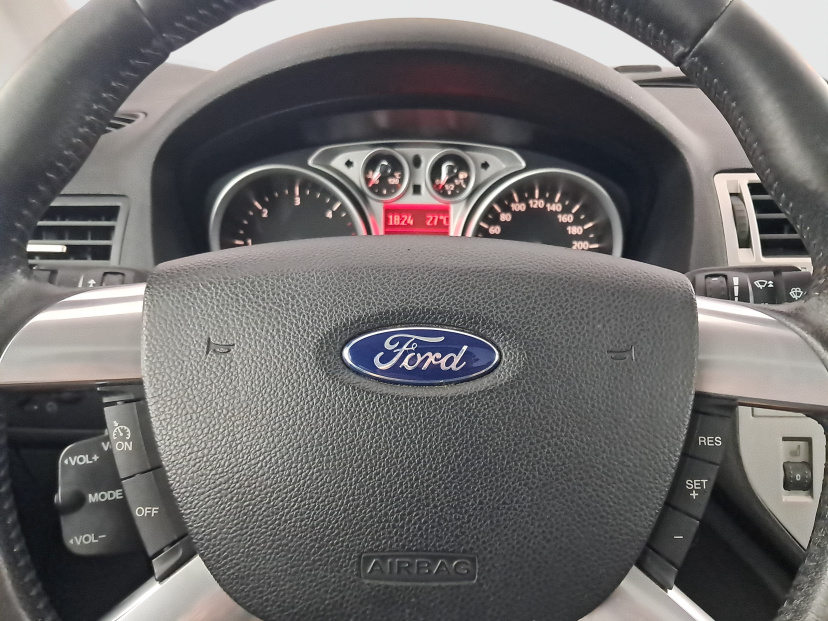 Ford Kuga, 2010