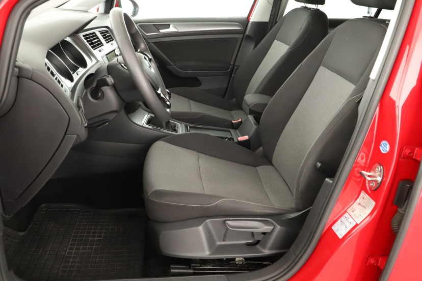 Volkswagen Golf, 2016