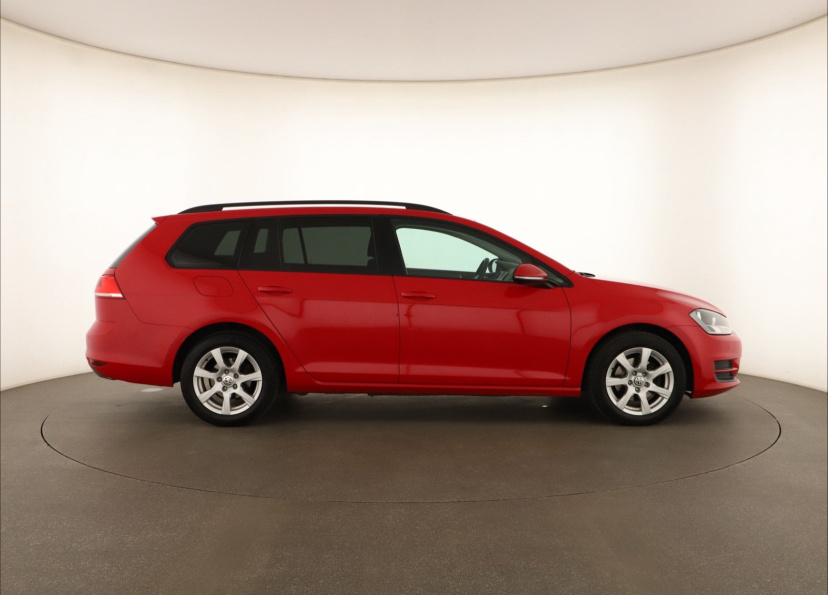 Volkswagen Golf, 2016