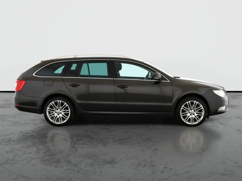 Škoda Superb, 2012