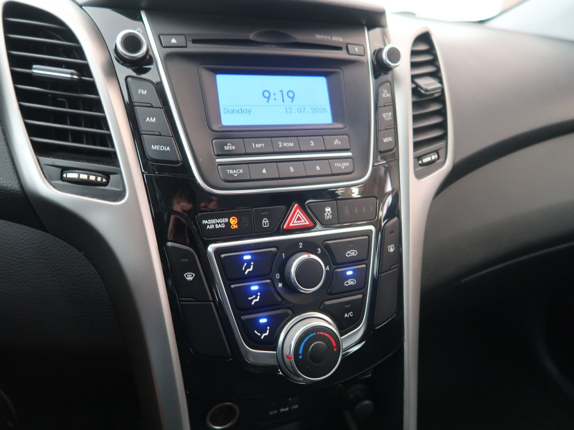 Hyundai i30, 2015