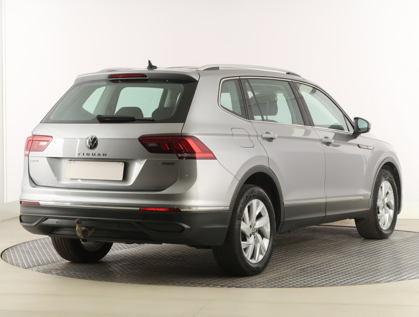 Volkswagen Tiguan Allspace, 2022