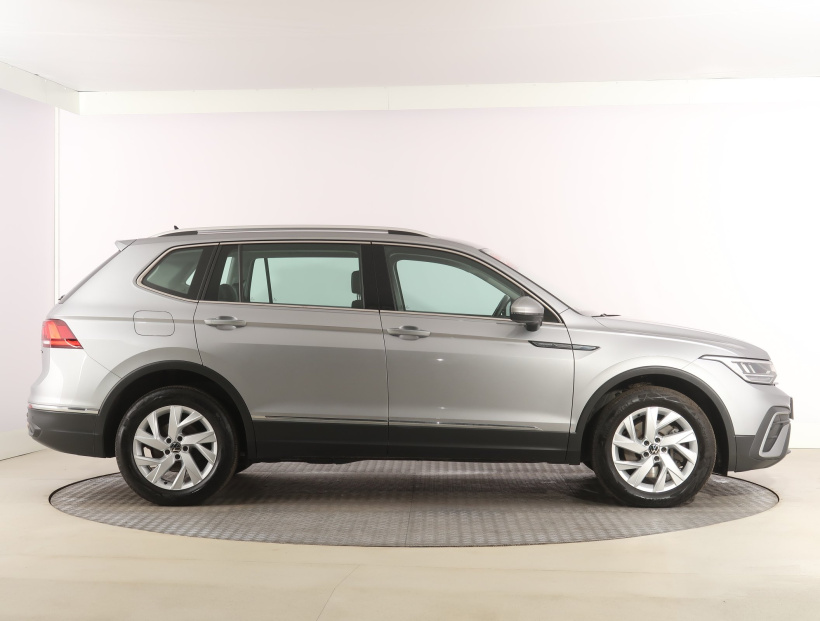 Volkswagen Tiguan Allspace, 2022