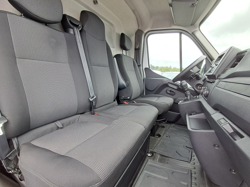 Renault Master, 2024