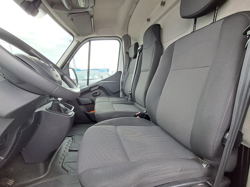 Renault Master, 2024