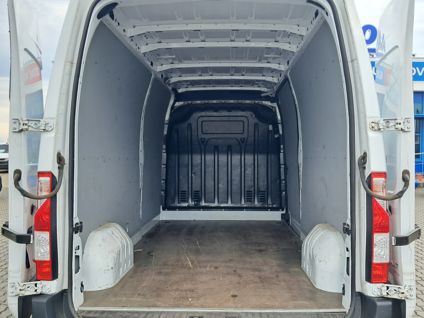 Renault Master, 2024