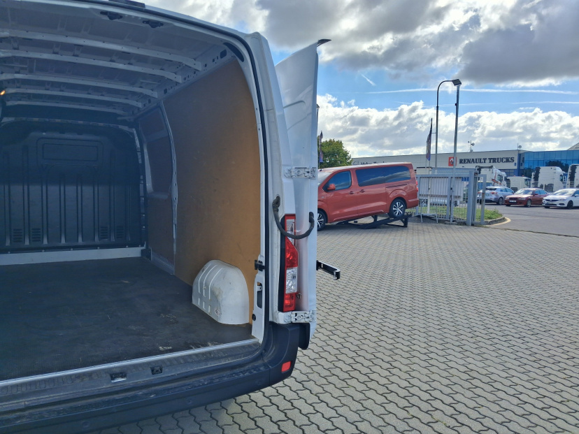 Renault Master, 2024