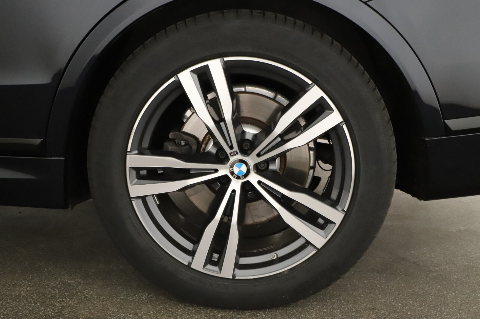 BMW X7 - 2023