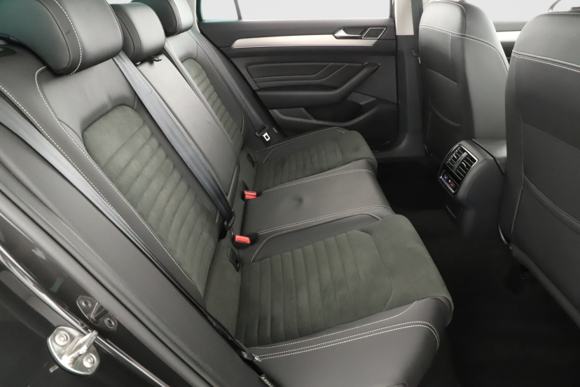 Volkswagen Passat, 2021