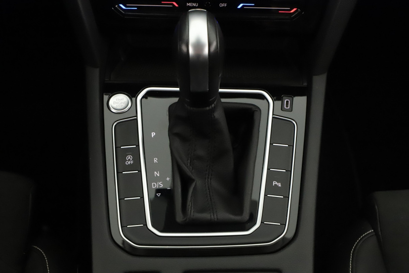 Volkswagen Passat, 2021