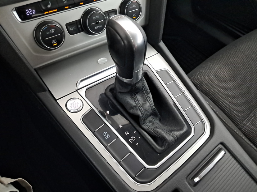Volkswagen Passat, 2016