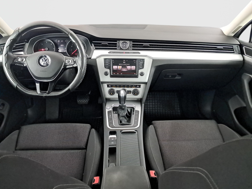 Volkswagen Passat, 2016