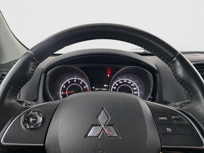 Mitsubishi ASX, 2015