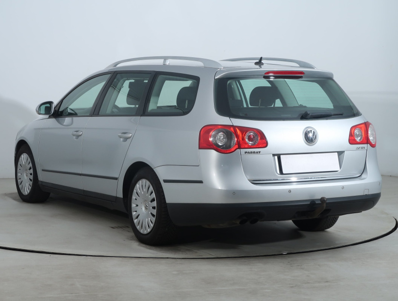 Volkswagen Passat, 2005