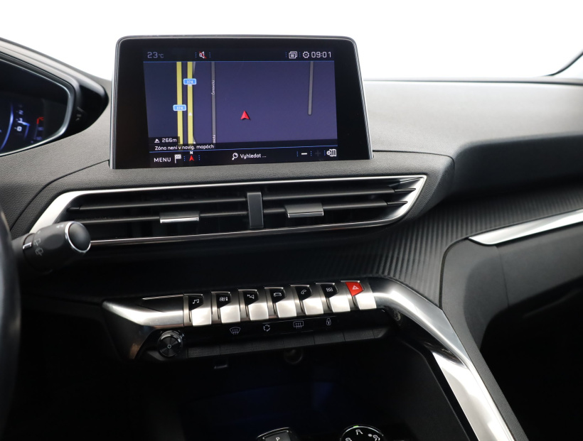 Peugeot 3008, 2017