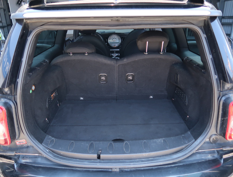 MINI Clubman, 2010