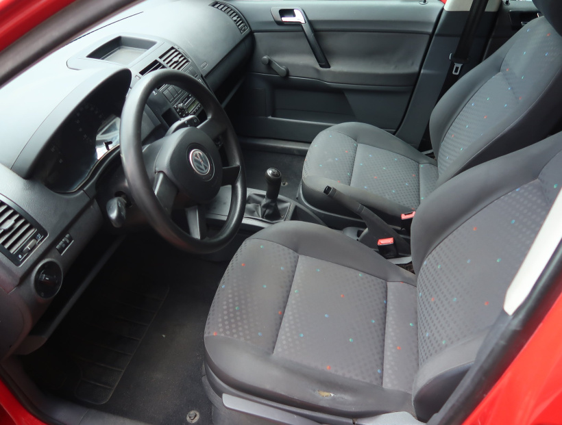 Volkswagen Polo, 2003